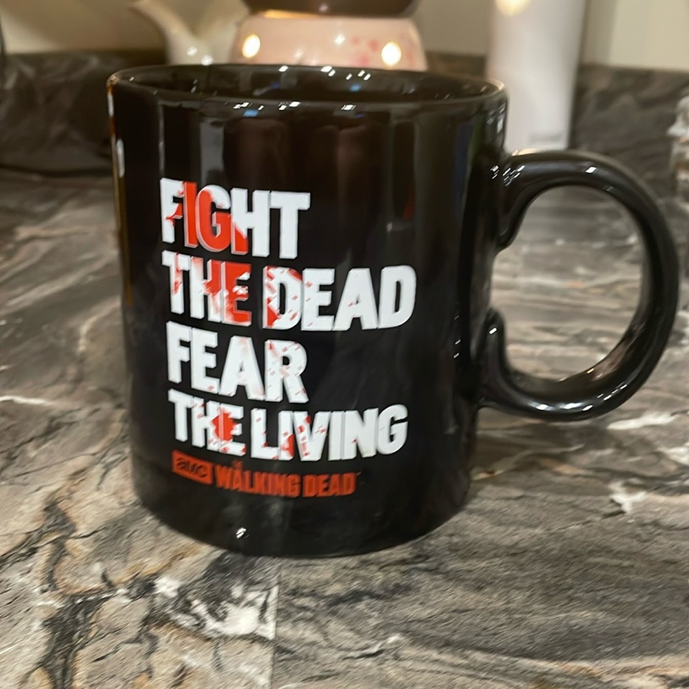 🆕 THE WALKING DEAD LARGE MUG